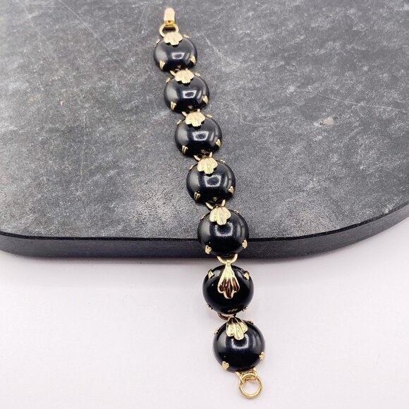 VINTAGE Black plastic and gold toned metal domed disk bracelet 1950s 1960s goth - Picture 5 of 11